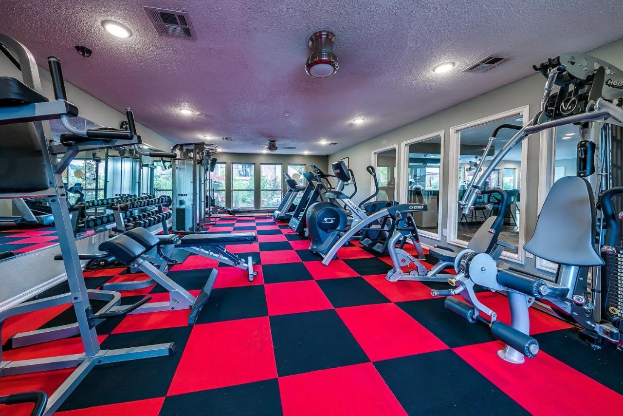 Ou Boomer, Pool, Gym, Hi Speed Wifi, One Mile To Ou & Stadium! Norman Esterno foto